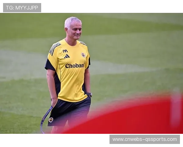 大巴黎边锋欧冠表现引人注目 被誉为未来之星前景广阔